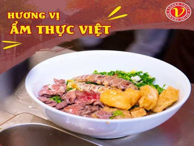 Bún riêu hải sản Vương Thủy đúng vị, thơm ngon.